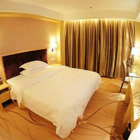 Ronghe Holiday Hotel 十堰 外观 照片