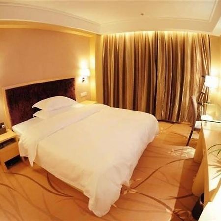 Ronghe Holiday Hotel 十堰 外观 照片