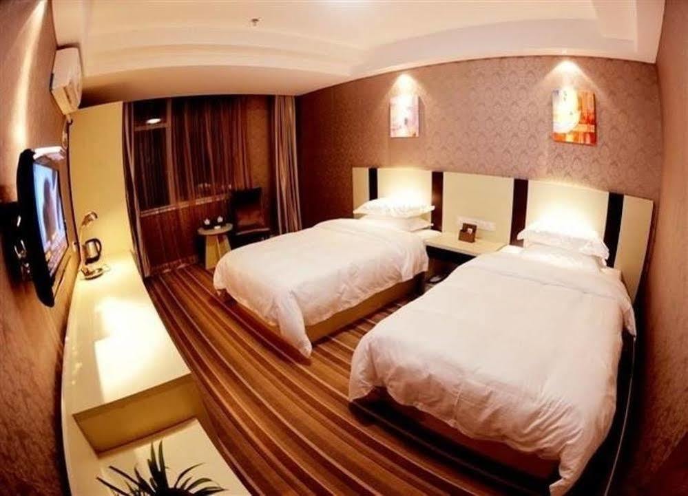 Ronghe Holiday Hotel 十堰 外观 照片